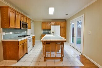 5466 Mary Jo Way in San Jose, CA - Building Photo - Building Photo