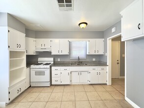 3534 N Mountain View Ave in San Bernardino, CA - Building Photo - Building Photo