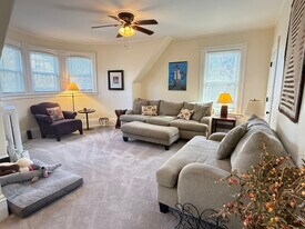 162 Babcock St, Unit 2 in Brookline, MA - Building Photo