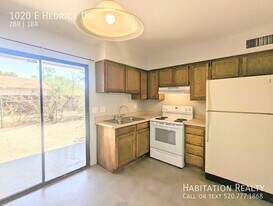 1020 E Hedrick Dr in Tucson, AZ - Building Photo
