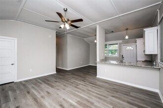 4007 E Osborne Ave in Tampa, FL - Building Photo - Building Photo