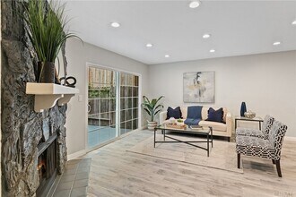 13724 Cordary Ave in Hawthorne, CA - Building Photo - Building Photo