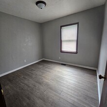 3000 Fletcher St in Anderson, IN - Foto de edificio - Building Photo