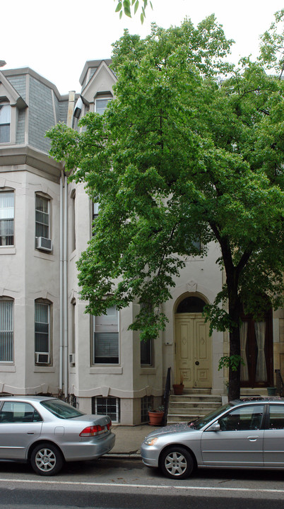 138 N 21st St in Philadelphia, PA - Foto de edificio