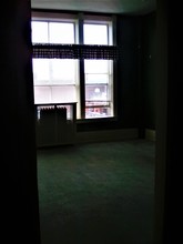 715 5th Ave, Unit Apt 2 in Antigo, WI - Building Photo - Building Photo