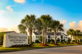 Sweetwater Apartments in Gulf Shores, AL - Foto de edificio - Building Photo