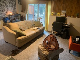 2220 Carriage Dr in Estes Park, CO - Building Photo