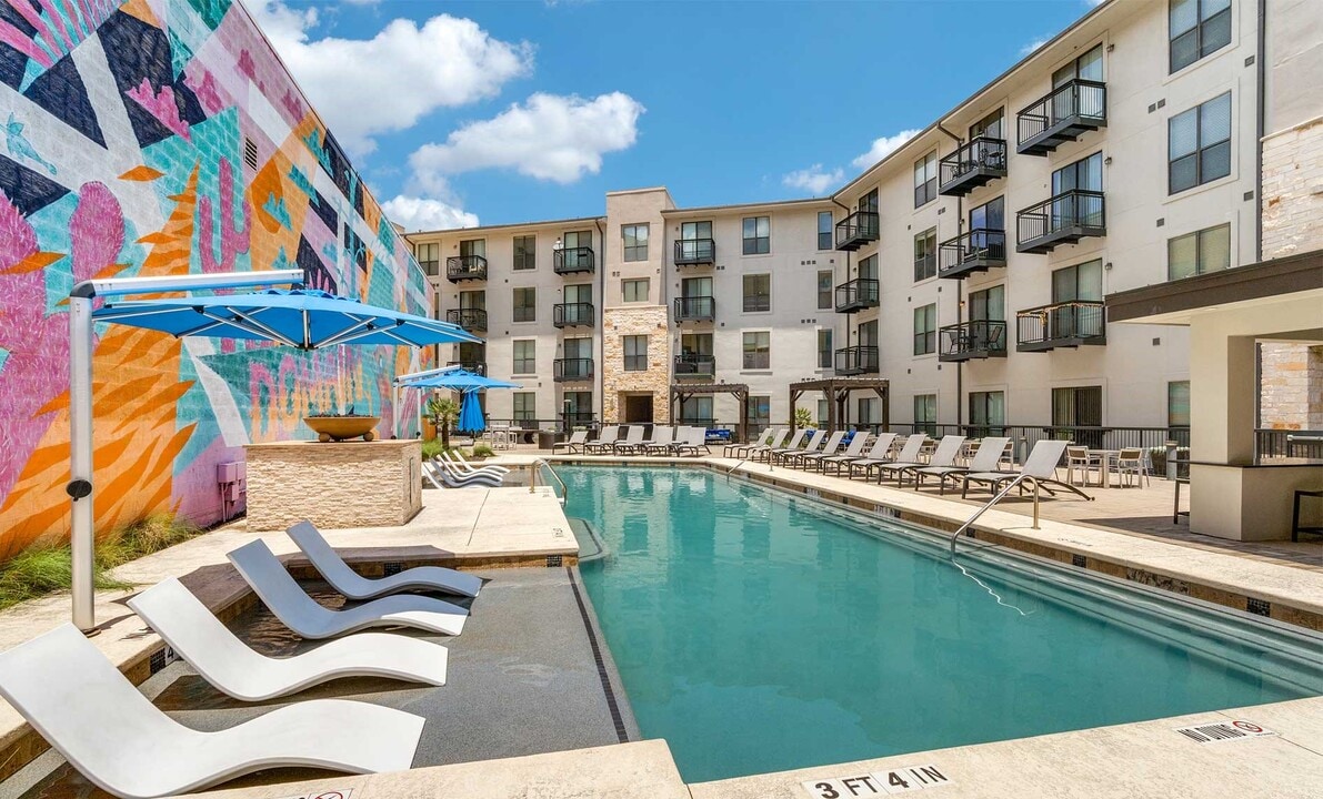 Residences at the Domain in Austin, TX - Building Photo