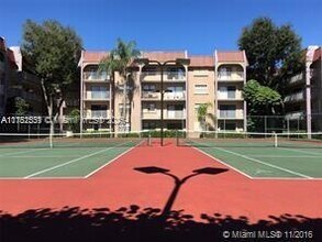 9301 SW 92nd Ave in Miami, FL - Building Photo - Building Photo