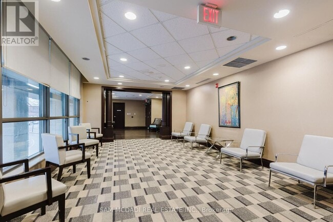 property at 208 Enfield Pl