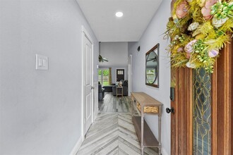 16906 Rolling Acres Dr in Humble, TX - Building Photo - Building Photo