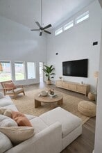 9509 Boathouse Dr in Austin, TX - Building Photo - Building Photo