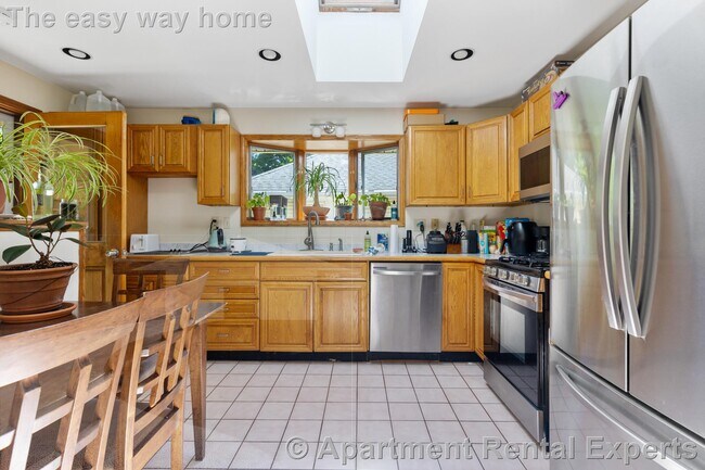 27 Murray Hill Rd in Cambridge, MA - Building Photo - Building Photo