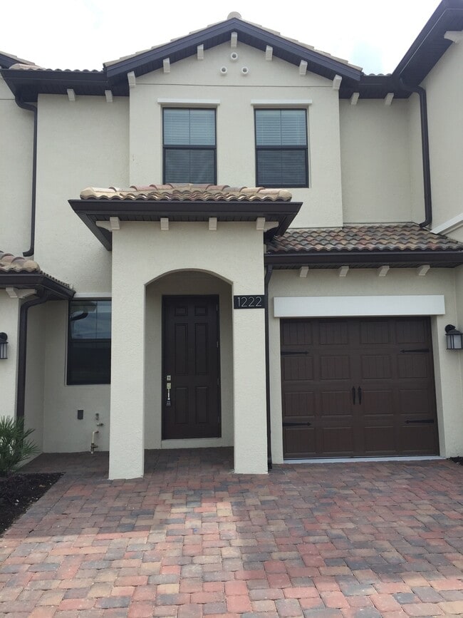 property at 1222 Royal St. George Blvd