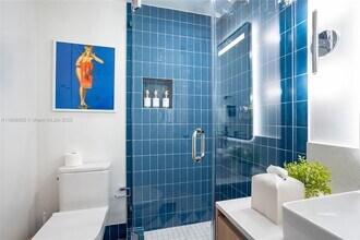 159 NE 6th St, Unit 3012 in Miami, FL - Building Photo - Building Photo