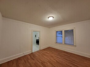 4304-4306 Springfield Blvd, Unit 4304 in Jacksonville, FL - Foto de edificio - Building Photo
