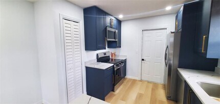 6706 S Juanita St in Tampa, FL - Building Photo - Building Photo