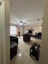 42 Las Palmas Way in Kissimmee, FL - Building Photo - Building Photo