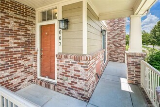 1067 Uinta Way in Denver, CO - Foto de edificio - Building Photo