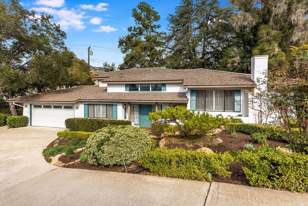 3645 Tierra Bella in Santa Barbara, CA - Building Photo
