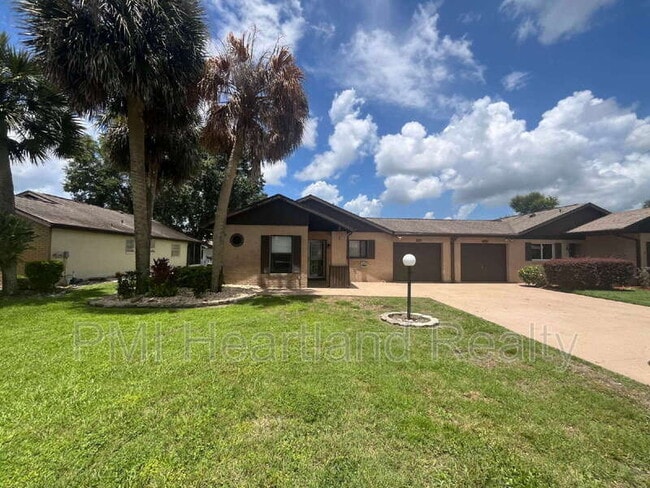 property at 156 Parkview Cir W