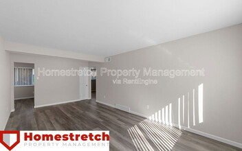 1 Bruce Dr in Florissant, MO - Building Photo - Building Photo