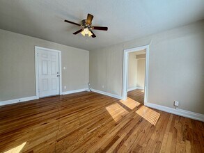 3734 Warwick Blvd in Kansas City, MO - Building Photo - Building Photo