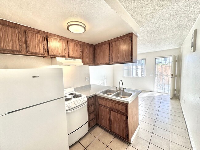 3770 42nd Street in San Diego, CA - Foto de edificio - Building Photo