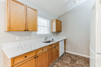 5517 Windy Valley Dr in Charlotte, NC - Foto de edificio - Building Photo