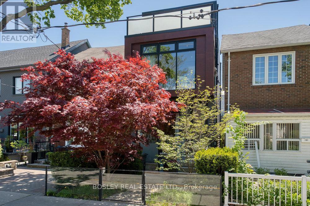 189 Argyle St in Toronto, ON - Building Photo