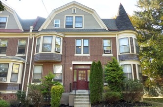 4-8 Owen Ave in Lansdowne, PA - Foto de edificio - Building Photo