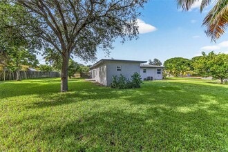 206 NW 5th Ave in Boynton Beach, FL - Building Photo - Building Photo
