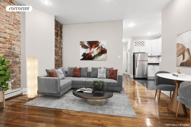 124 W 25th St in New York, NY - Building Photo - Building Photo