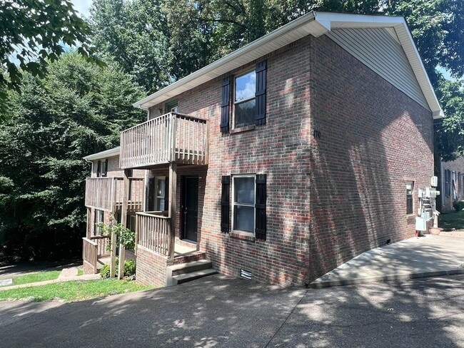 470 Martha Ln in Clarksville, TN - Building Photo - Building Photo