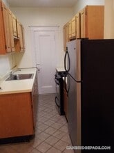 1610 Massachusetts Ave, Unit 1 in Cambridge, MA - Foto de edificio - Building Photo