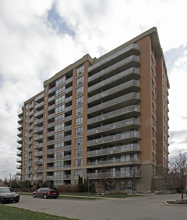 Village Terraces in Mississauga, ON - Building Photo - Primary Photo