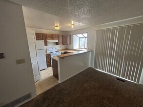 6846 Mountain Top Ln in Colorado Springs, CO - Building Photo - Building Photo