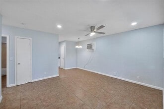 332 SW 2nd Pl in Pompano Beach, FL - Building Photo - Building Photo