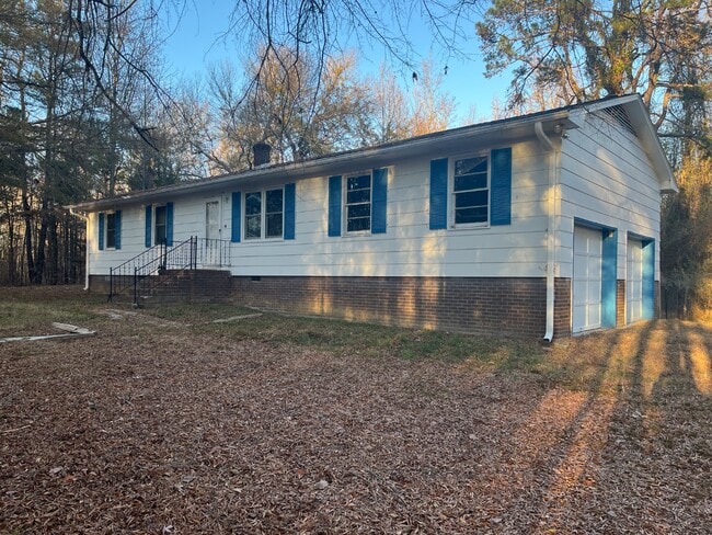 4123 Carr Store Rd in Cedar Grove, NC - Building Photo - Building Photo