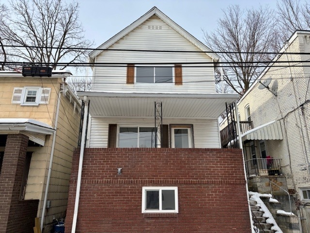 property at 528 Logan St