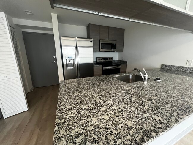 1354 N Miami Ave, Unit A1 in Miami, FL - Building Photo - Building Photo