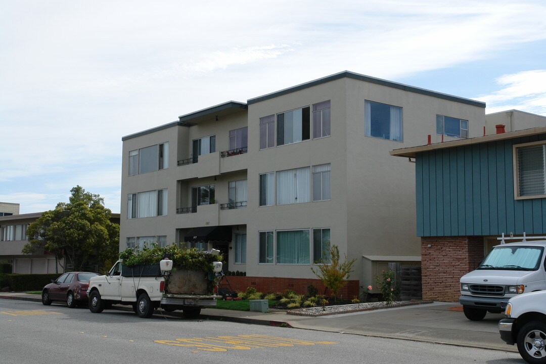 The Monaco in Burlingame, CA - Building Photo