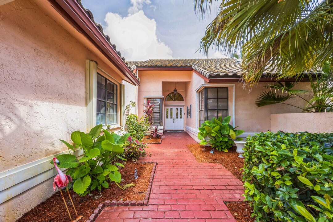 19365 Cherry Hills Terrace in Boca Raton, FL - Building Photo