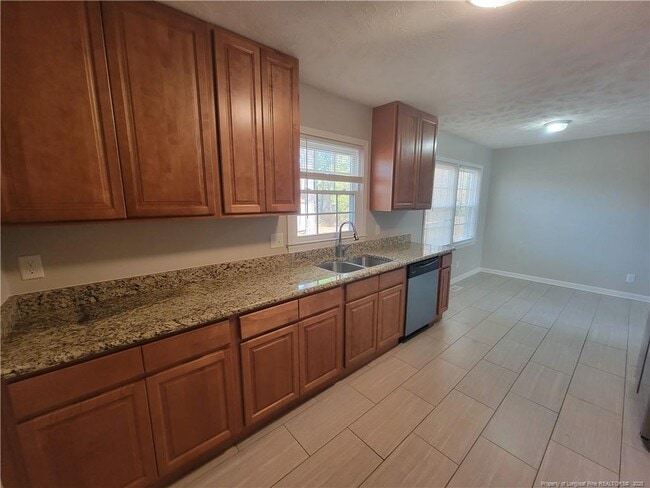 678 Walker St in Fayetteville, NC - Building Photo - Building Photo
