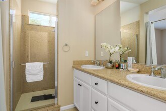 7459 Starward Dr in Dublin, CA - Building Photo - Building Photo