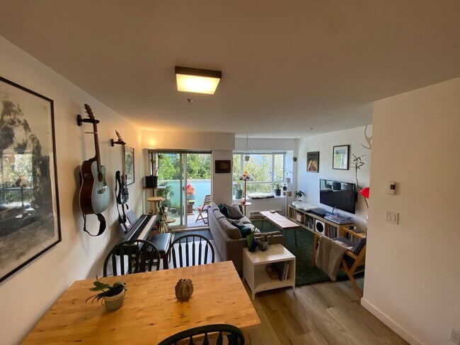 788 8th Av E in Vancouver, BC - Building Photo - Building Photo