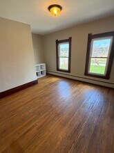 6452 Collamer Rd, Unit # 2 in East Syracuse, NY - Foto de edificio - Building Photo