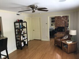 488 Burlington Road Northeast, Unit Apt 4 in Atlanta, GA - Building Photo