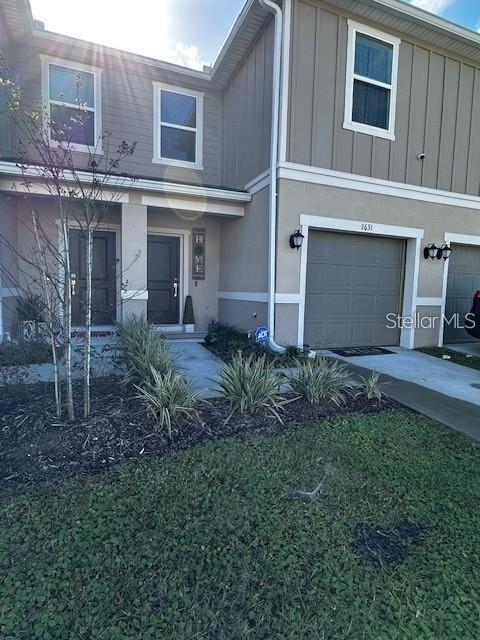 1631 Mirabella Cir in Davenport, FL - Foto de edificio