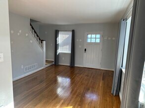 1303 Longwood Ave, Unit 1303 in Bedford, VA - Foto de edificio - Building Photo